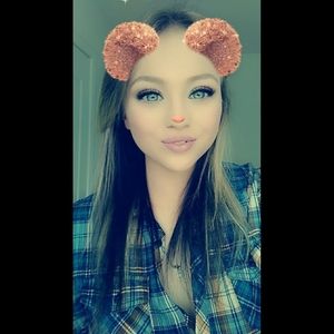 Meet your Posher, Casey